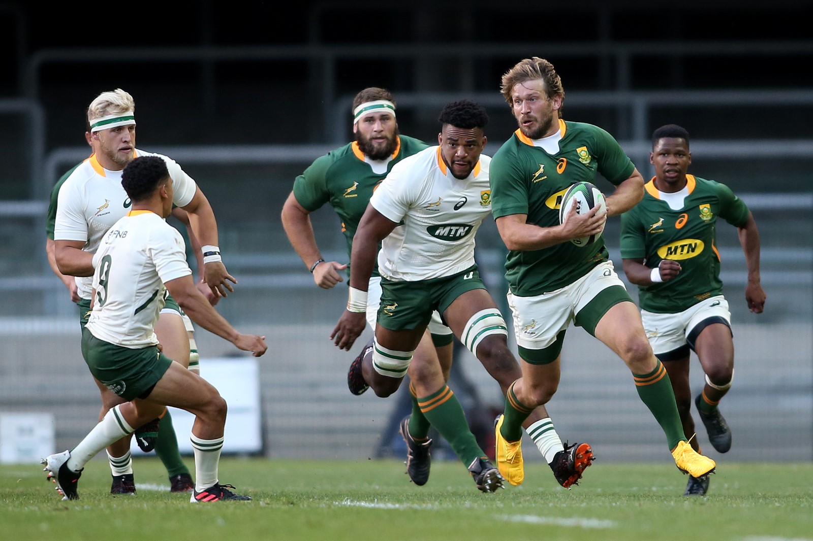 Frans Steyn on the attack.