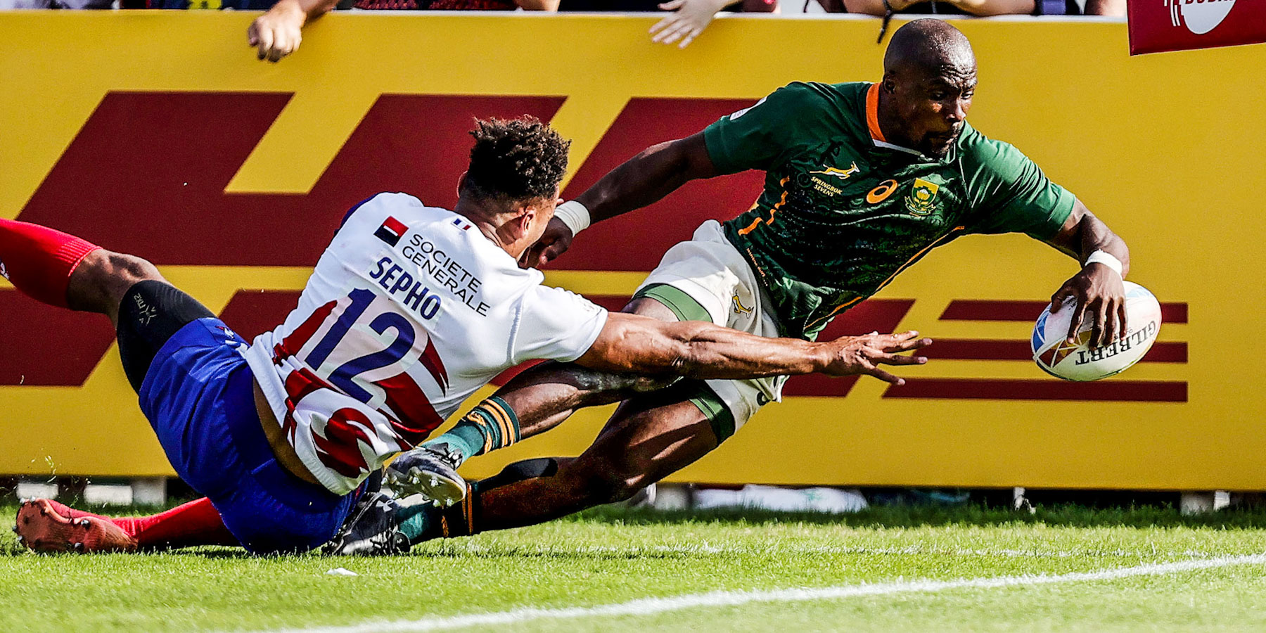 Siviwe Soyizwapi goes over for one of his two tries in the semi-final against France.