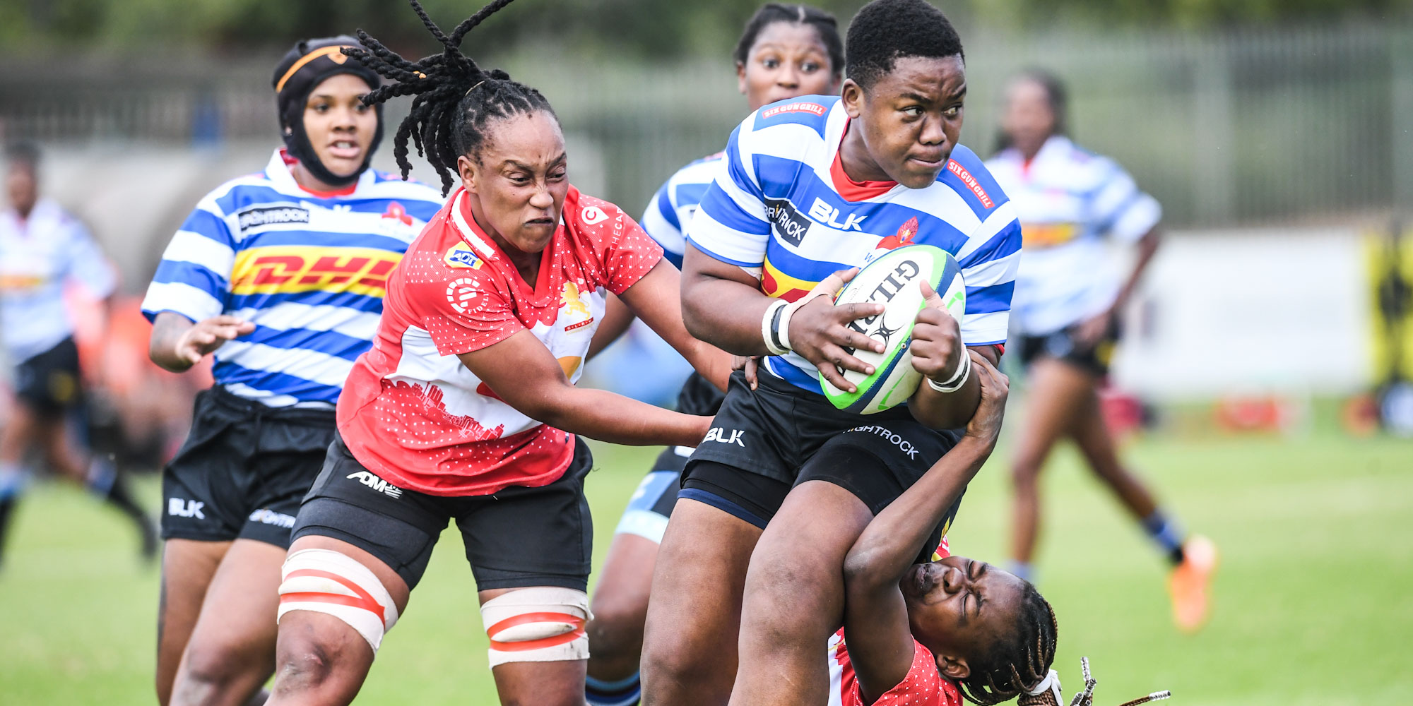 Babalwa Latsha carried strongly for DHL WP in their match against the Mastercard Golden Lions Women.