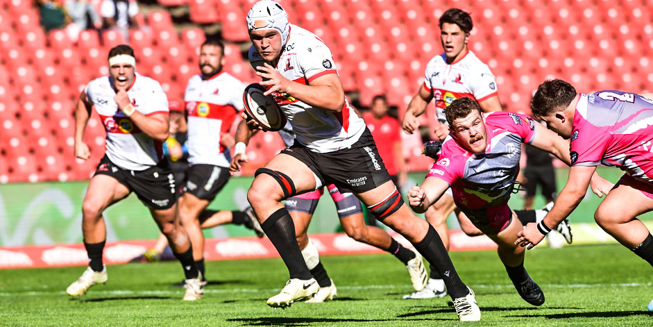 Ruan Venter on the charge for the Fidelity ADT Lions.